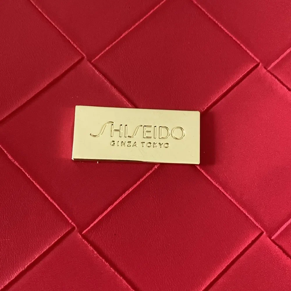 Shiseido Ginza Tokyo Waterproof PVC Cosmetic Makeup‎ Bag Red Quilted Women's Bag